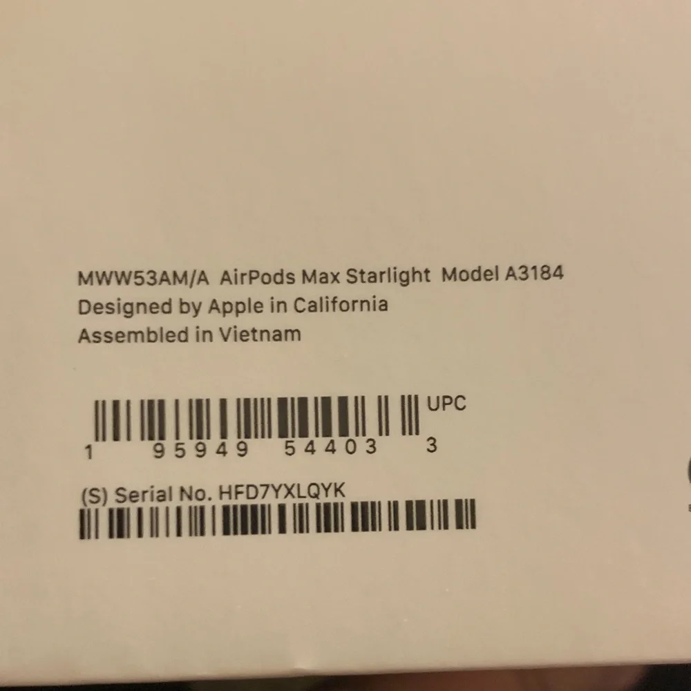 Apple AirPods Max with Smart Case - Cream
